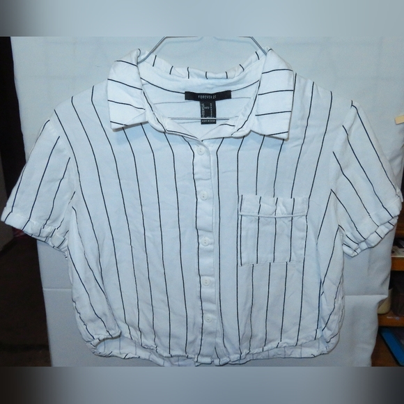 Lot of 3 Small White Forever 21 Crop/Tube Tops - Picture 5 of 6